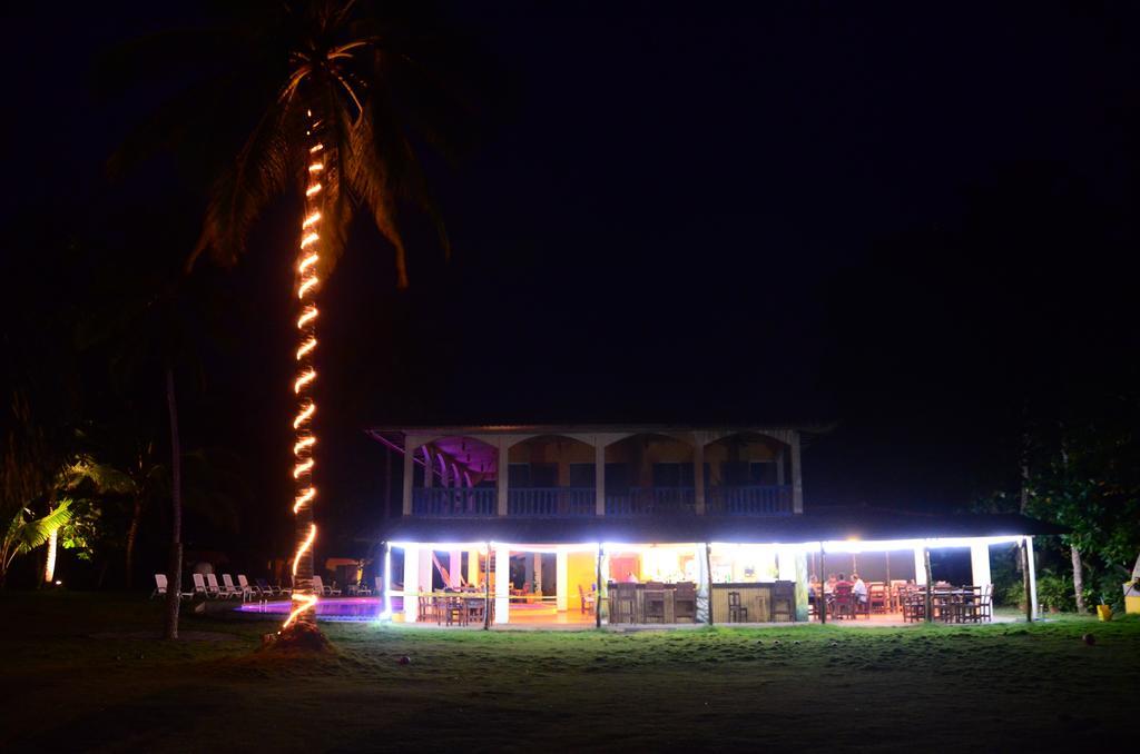 Las Lajas Beach Resort Exterior foto